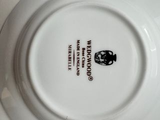 Cenicero y platito  de porcelana Wedgewood floral