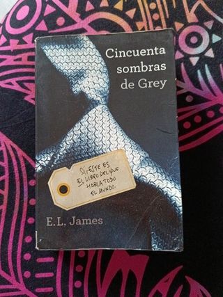 CINCUENTA SOMBRAS DE GREY