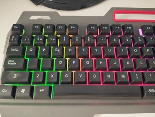 Teclado y ratón gaming