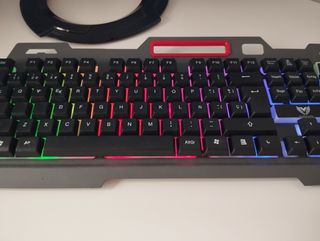 Teclado y ratón gaming