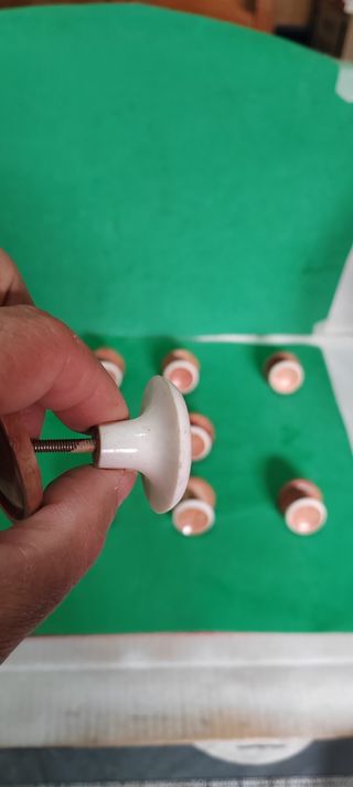 12 Tiradores  Años 70 L-18