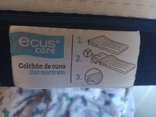 Cuna de bebé  preparada para colecho + colchón