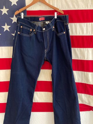 LEVIS JEANS AZULES