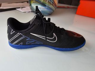 Botas Nike Mercurial Vapor 15 Club Talla 33,5eu