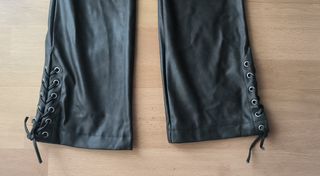 Pantalones cuero sintético Zara