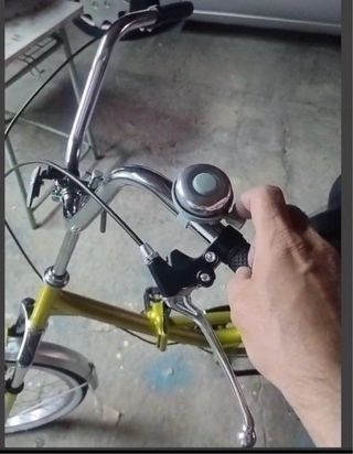 Triciclo Amarillo 20