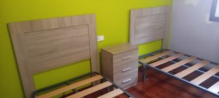 Habitación completa con 2 camas gemelas+ mesilla