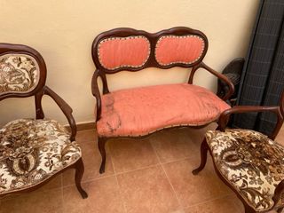 Conjunto sofá y sillones antiguo
