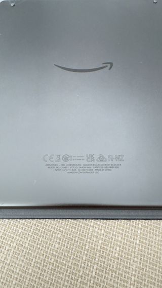 Kindle Scribe 16GB con Lápiz y Funda Gris