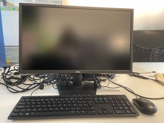 Dell - Monitor 24 con Teclado y Ratón