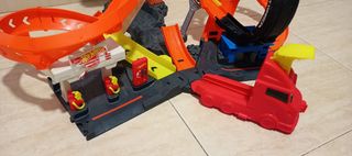 Pista Hot Wheels Gorilla Ataque