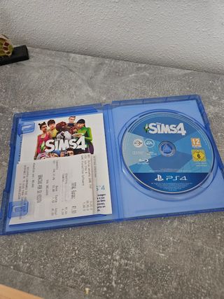 Los Sims 4 PS4