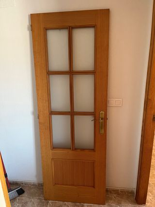 Puerta Madera Pino con Cristales