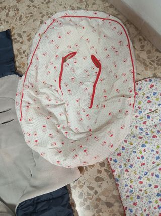 Fundas para carro de bebé vendo el lote completo