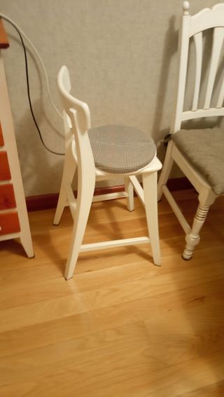 Silla de comedor infantil de madera