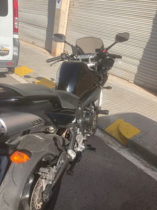 Yamaha FZ6 S2