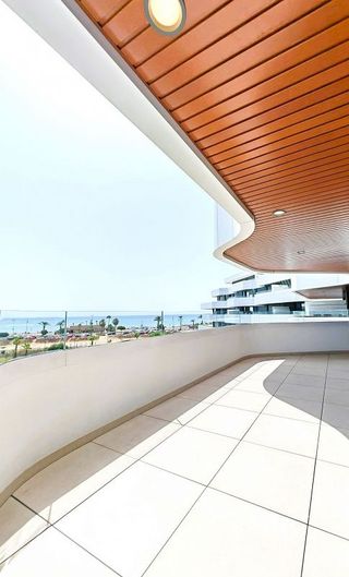 Piso en alquiler en Los Álamos en Torremolinos