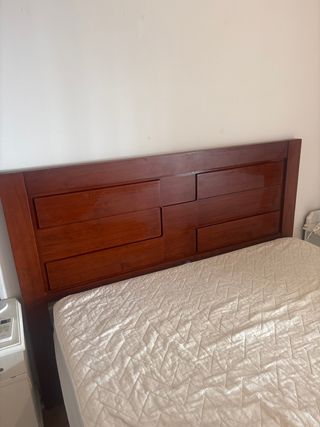 Cabecero de madera
