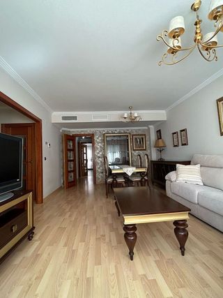 Casa adosada en alquiler en Hermanos Falcó - Sepulcro Bolera en Albacete