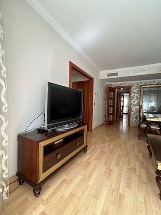 Casa adosada en alquiler en Hermanos Falcó - Sepulcro Bolera en Albacete