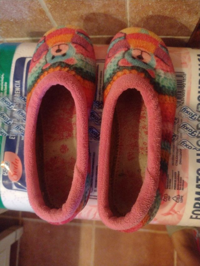 Zapatillas de casa niña talla 32