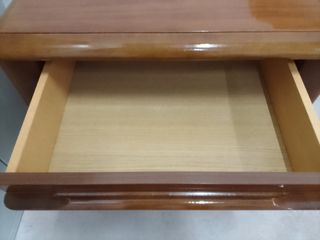 Cabecero de cama y 2 mesitas de noche