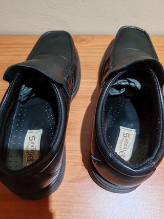 Zapatos Negros Pinoso's para hombre