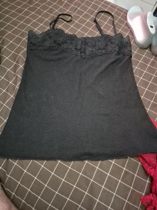 Blusa interior de encaje rojo Lan Ting