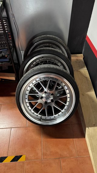 Llanta jr40 5X112