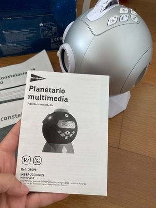 proyector Planetario con Radio y Altavoz