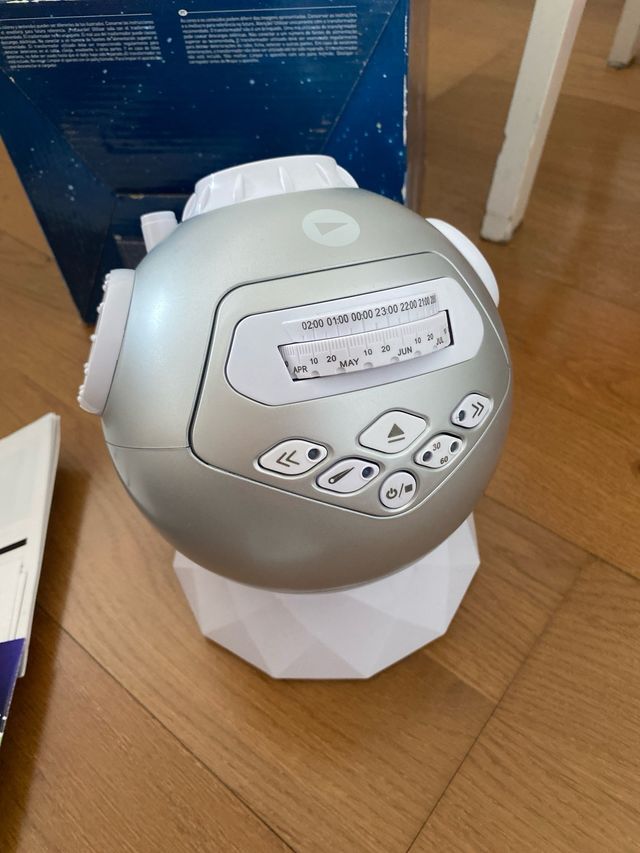 proyector Planetario con Radio y Altavoz