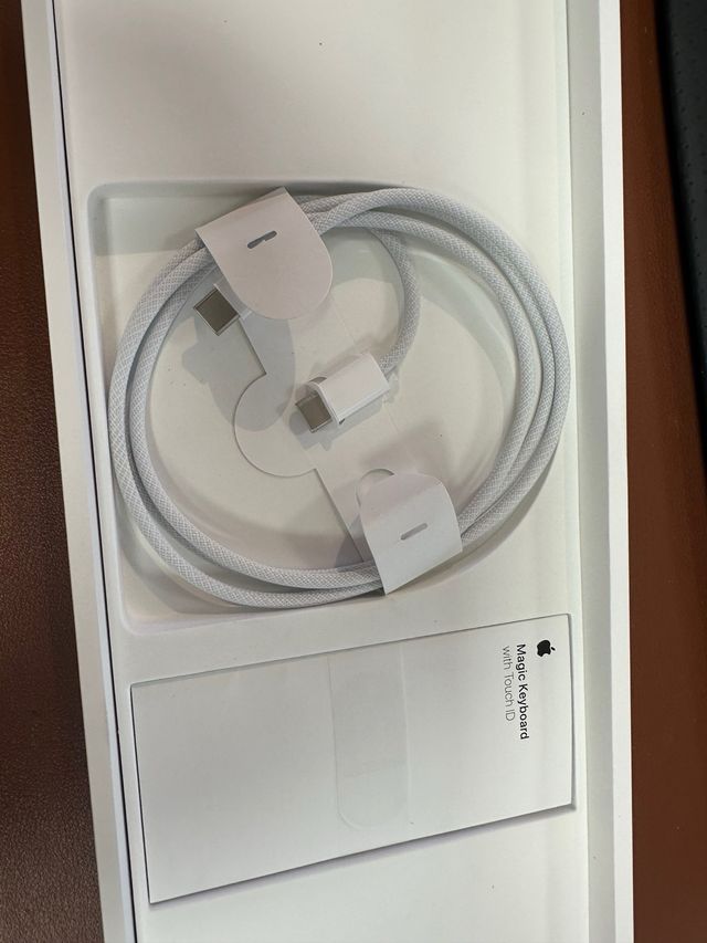 Tastiera Apple Magic in argento #0NQQAC