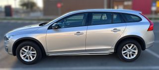 Volvo V60 Cross Country D3 2.0L 150c.v. Aut. 8vel.