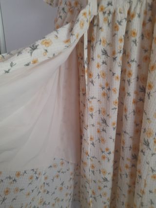 Vestido floral amarillo