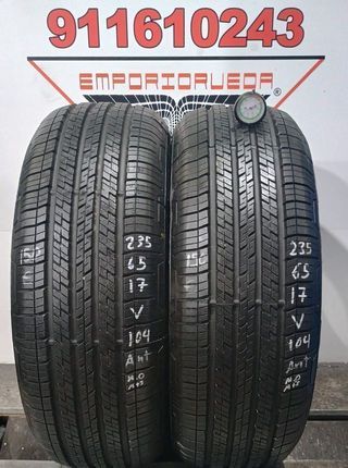 -235 65 17 V CONTINENTAL RUEDA AL 90% VIDA UTIL