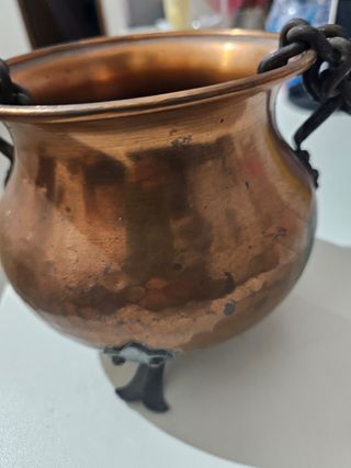 Antico vaso in rame per qualsiasi informazione 