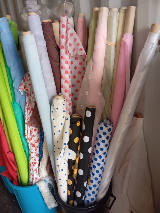 Lotes de Telas Variadas - Cierre de Negocio