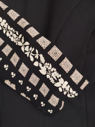 Americana Mark Harold Negra