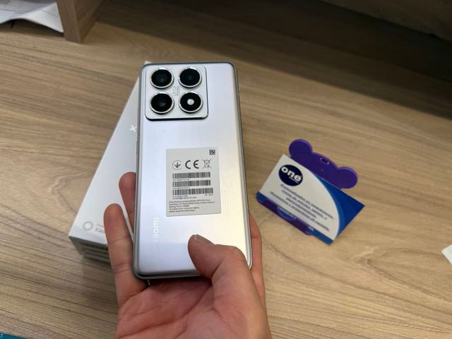 Xiaomi 14T Pro 256GB Plata - 1 Mes de Uso