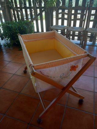Minicuna de madera