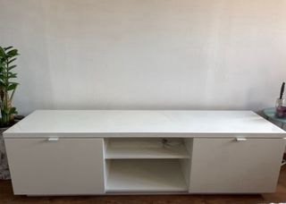 Mueble TV blanco