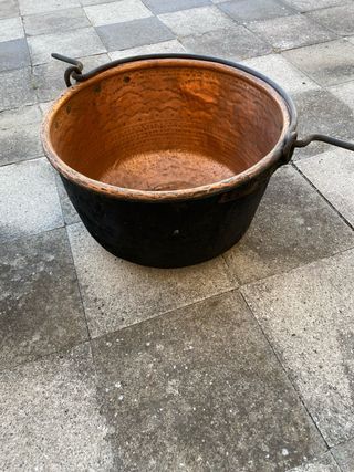 Caldero de cobre antiguo