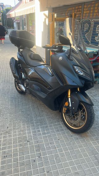 Yamaha T-Max 560 Tech Max 2023  13000 km