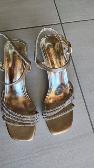 Sandali eleganti oro tacco 37