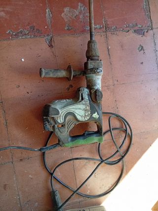 Martillo Hilti
