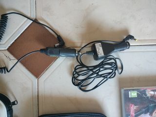Videojuegos PSP y cables