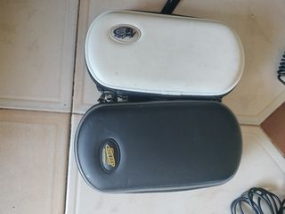 Videojuegos PSP y cables