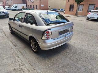 Opel Astra 2003