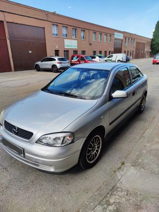 Opel Astra 2003