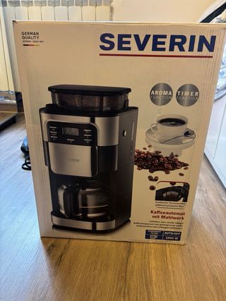 Cafetera Severin con molinillo - Nueva